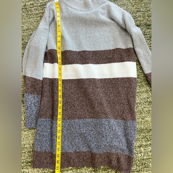 Striped sweater dress - Picture 4 of 6